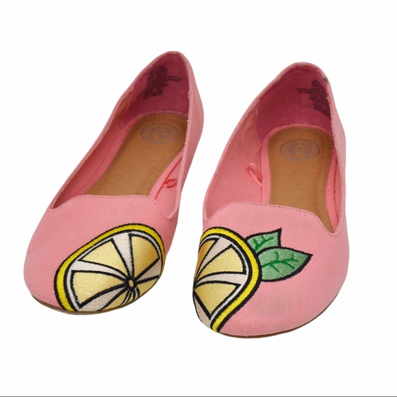 Soft Pink Lemon Embroidered Flats/Loafers Size 8